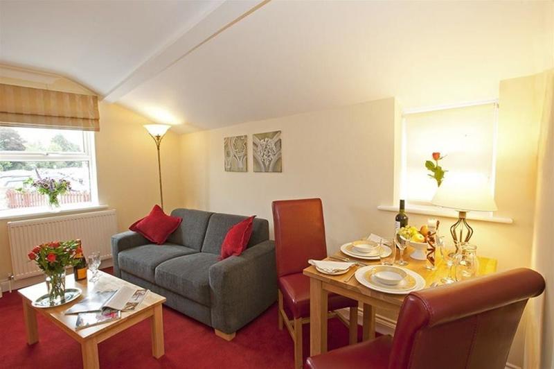 Peartree Serviced Apartments Salisbury Exterior foto
