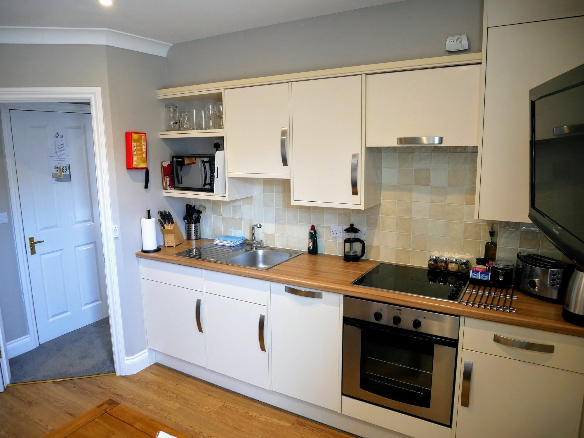 Peartree Serviced Apartments Salisbury Exterior foto