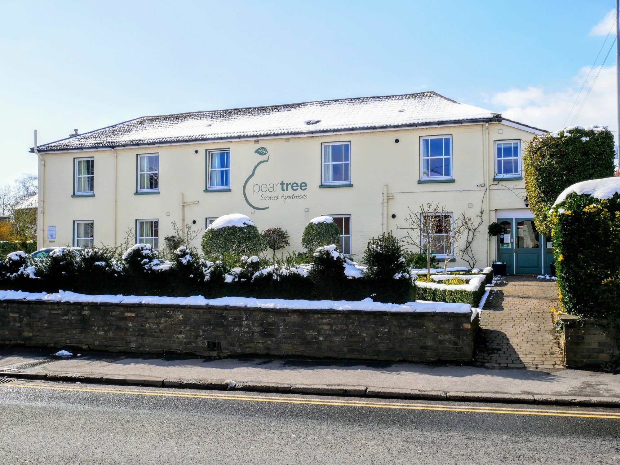 Peartree Serviced Apartments Salisbury Exterior foto